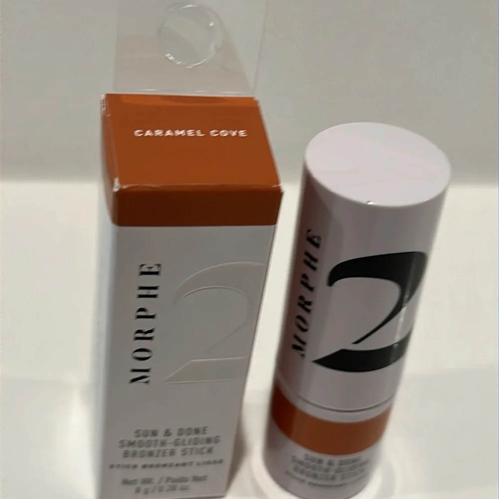 Morphe 2 Sun & Done Smooth-Gliding Bronzer Stick in Caramel Clove.
